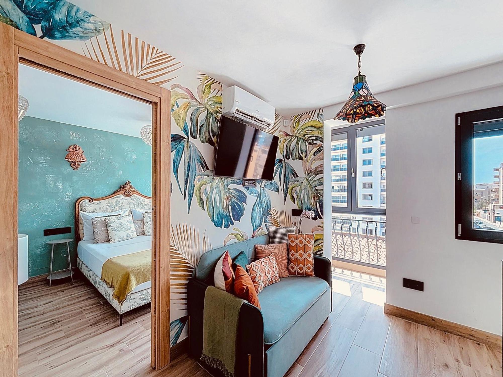 Апартаменты Alhambra Deco Homtels Торремолинос Экстерьер фото