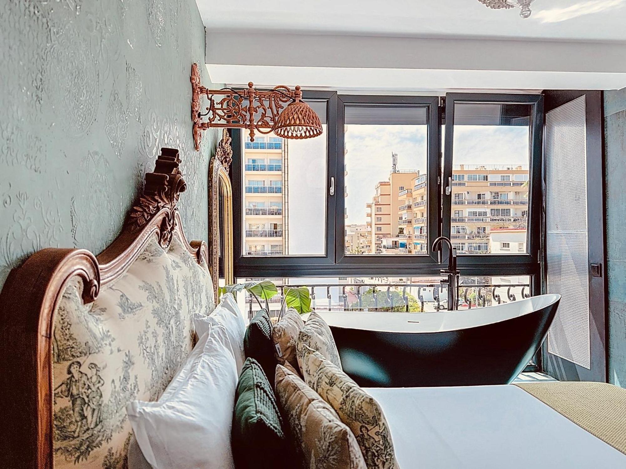 Апартаменты Alhambra Deco Homtels Торремолинос Экстерьер фото